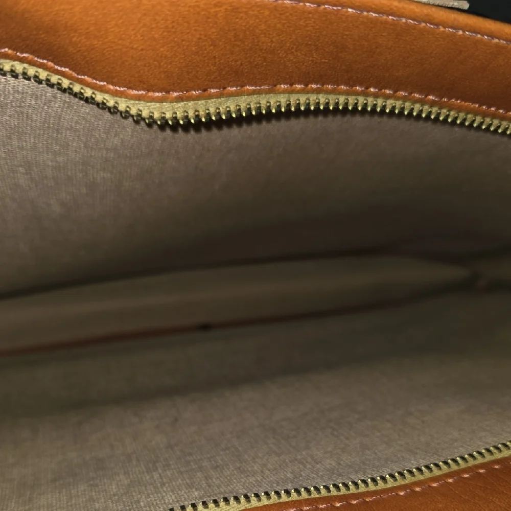 Vintage Universal Trav-ler Elegant Tan and Cream Travel Briefcase